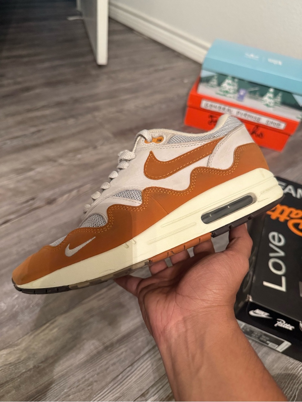 Nike x Patta Air Max 1 - Monarch